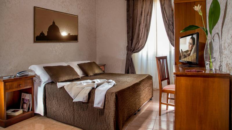 hotel-luciani-rom-zimmer-06